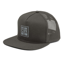 Load image into Gallery viewer, Mesh Back Snapback
